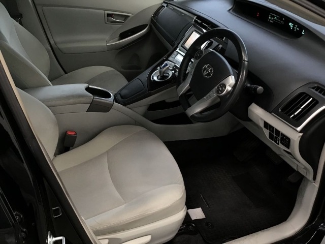 Toyota PRIUS PHV 2015 7232254-5