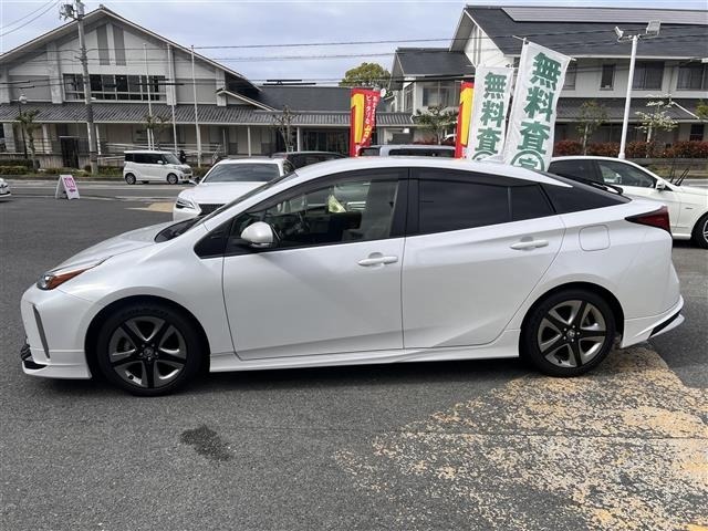 Toyota PRIUS 2021 7230943-3