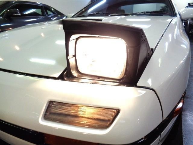 Mazda RX-7 1988 7234156-32
