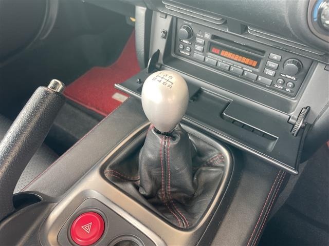 Honda S2000 2000 7235085-2