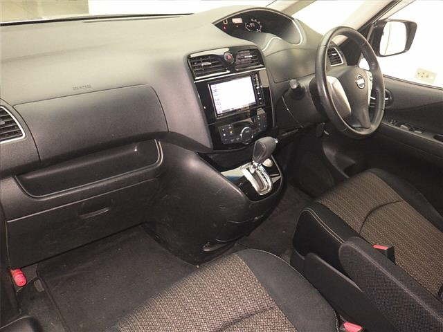Nissan SERENA 2015 7233265-4