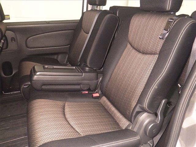 Nissan SERENA 2015 7233265-7
