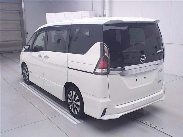 Nissan SERENA 2017 7233267-1