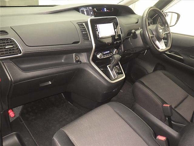 Nissan SERENA 2017 7233267-4