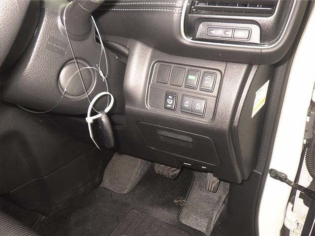 Nissan SERENA 2017 7233267-8