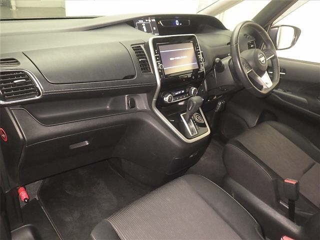 Nissan SERENA 2019 7233270-4