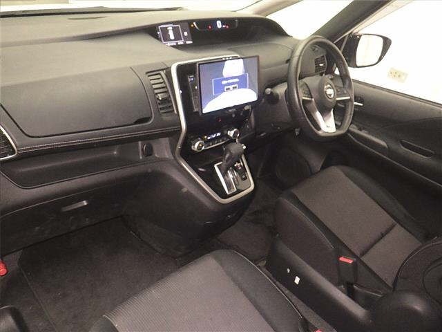 Nissan SERENA 2017 7233272-4