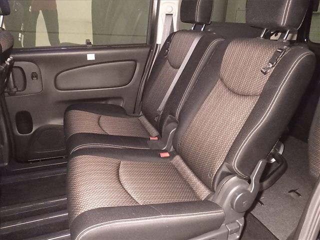 Nissan SERENA 2015 7233280-7