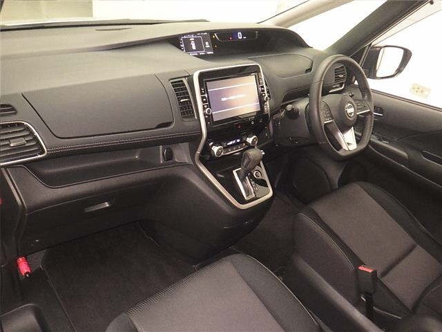 Nissan SERENA 2018 7233284-4