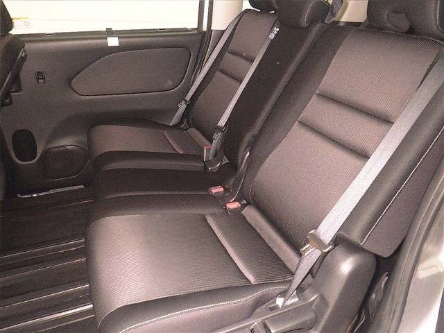 Nissan SERENA 2018 7233284-7