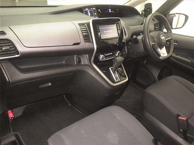 Nissan SERENA 2018 7233286-4