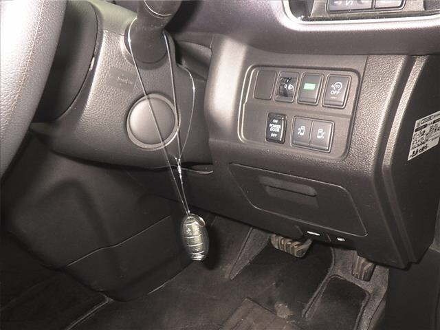Nissan SERENA 2018 7233286-8