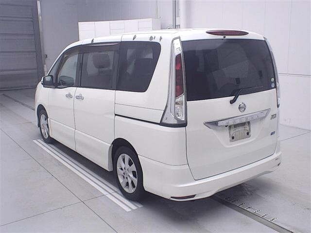 Nissan SERENA 2011 7233295-1