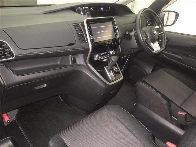 Nissan SERENA 2017 7233297-4