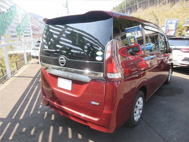 Nissan SERENA 2017 7233300-11