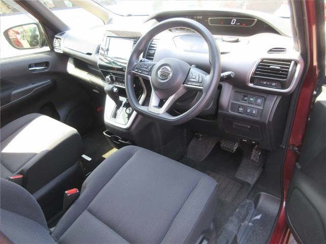 Nissan SERENA 2017 7233300-3
