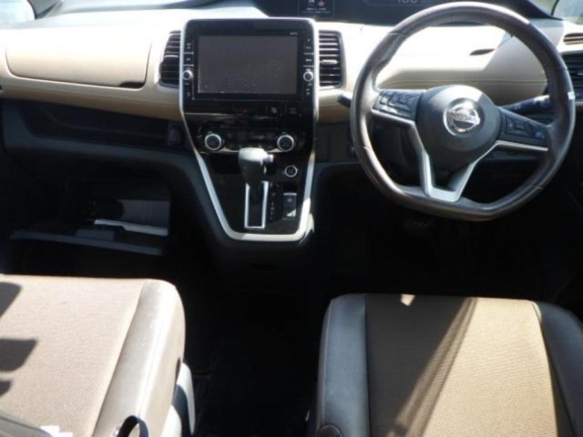 Nissan SERENA 2018 7233302-3