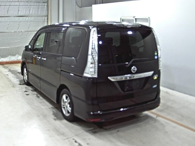 Nissan SERENA 2015 7233308-1