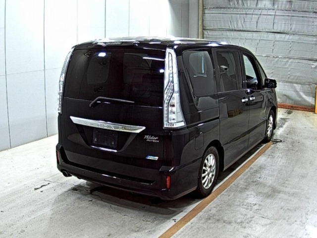 Nissan SERENA 2014 7233311-5