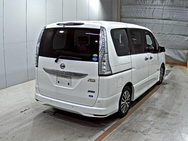 Nissan SERENA 2015 7233312-5