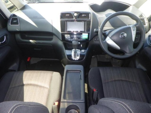 Nissan SERENA 2016 7233315-3