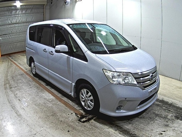 Nissan SERENA 2013 7233318-0