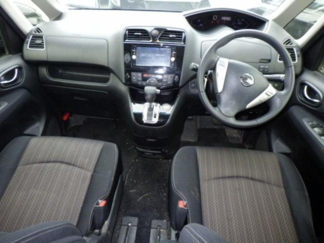Nissan SERENA 2015 7233319-3