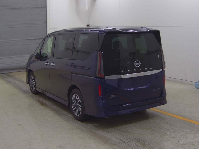 Nissan SERENA 2023 7233323-1