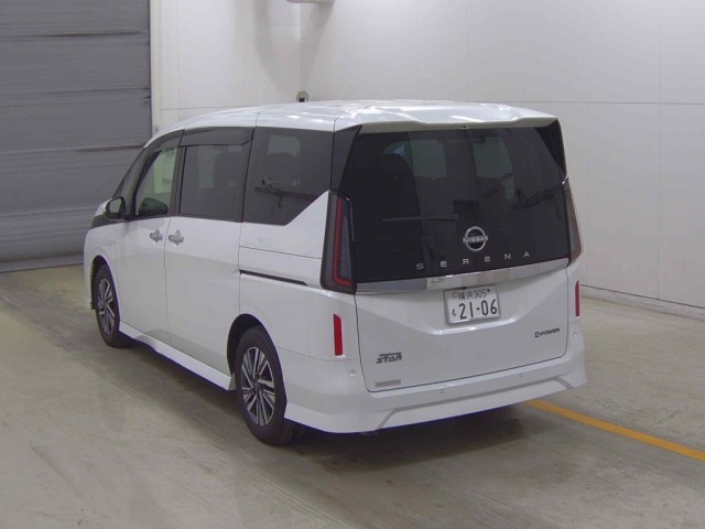 Nissan SERENA 2023 7233334-1
