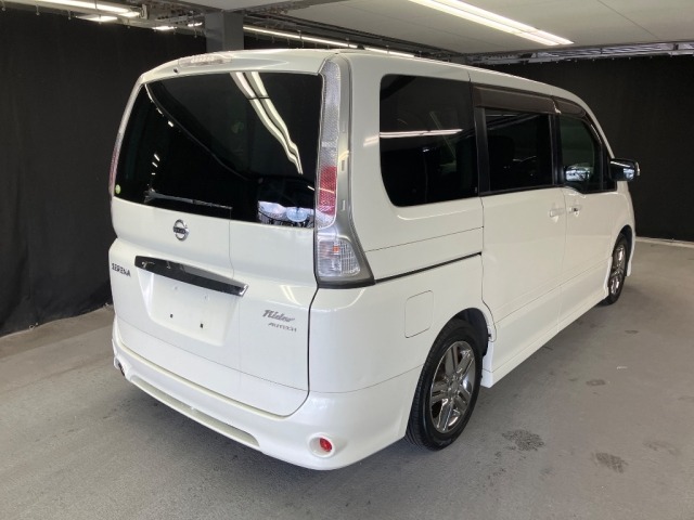 Nissan SERENA 2009 7233340-5
