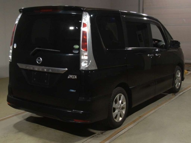 Nissan SERENA 2012 7233341-1