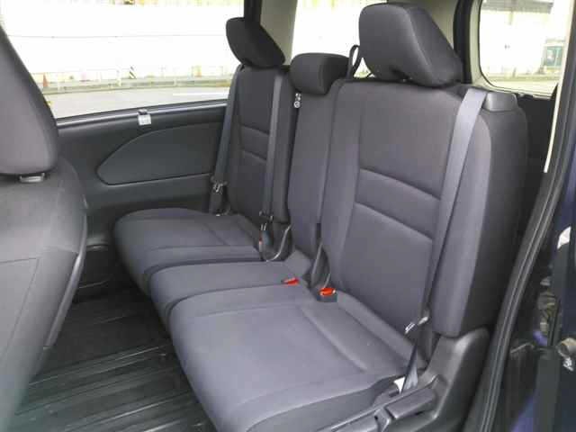 Nissan SERENA 2017 7233352-9