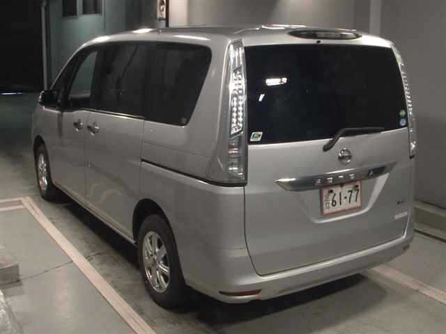 Nissan SERENA 2014 7233356-1