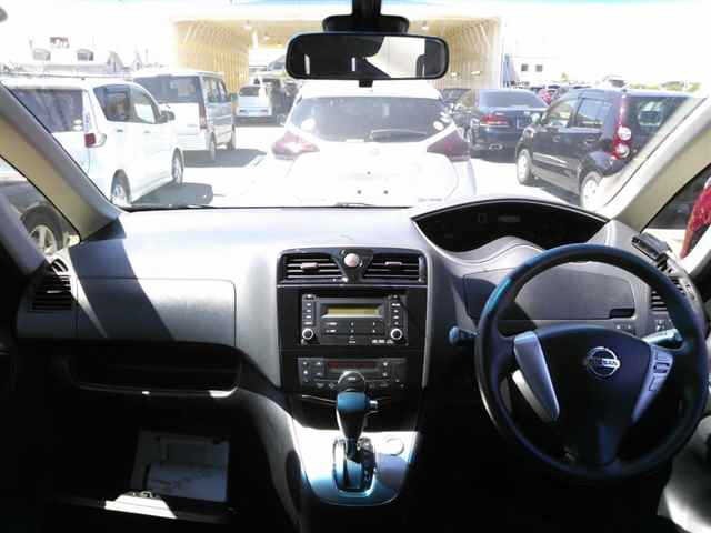 Nissan SERENA 2014 7233356-8