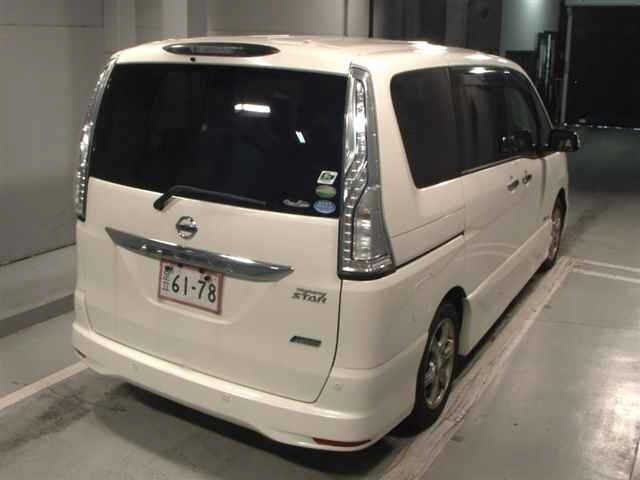 Nissan SERENA 2015 7233364-5