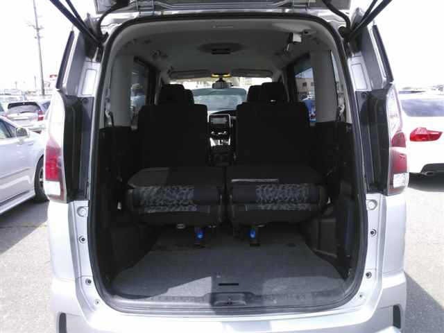 Nissan SERENA 2018 7233380-10