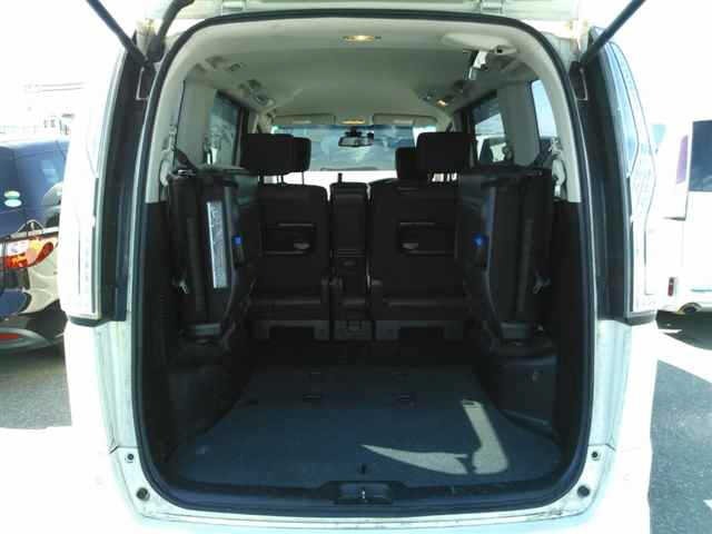 Nissan SERENA 2016 7233389-10