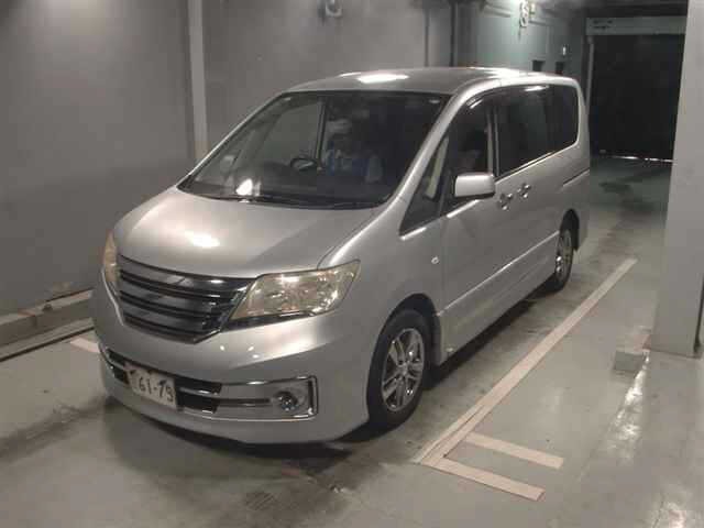 Nissan SERENA 2011 7233393-4
