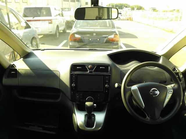 Nissan SERENA 2013 7233394-8