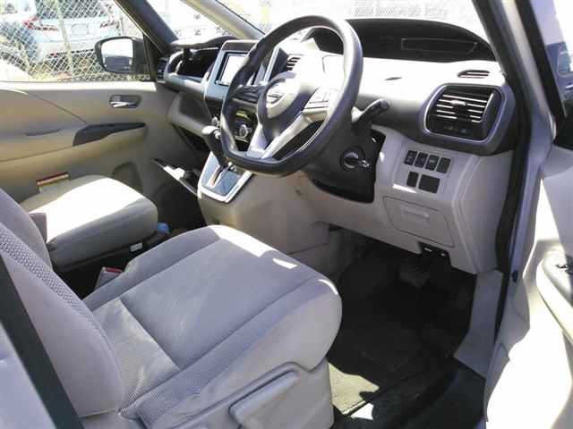 Nissan SERENA 2018 7233398-3