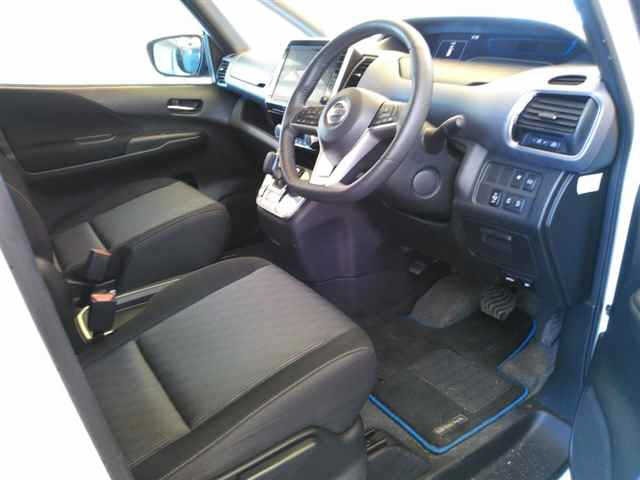 Nissan SERENA 2019 7233407-3