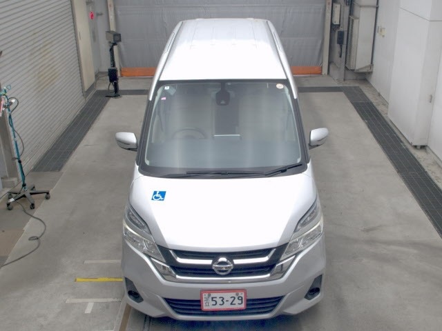 Nissan SERENA 2018 7233427-6