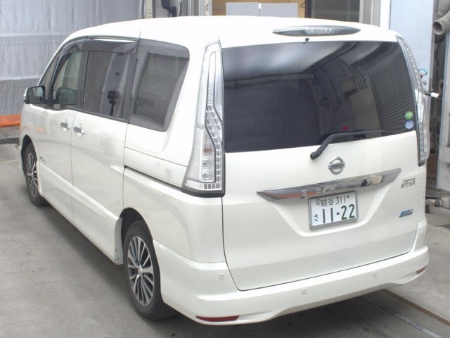 Nissan SERENA 2015 7233428-1