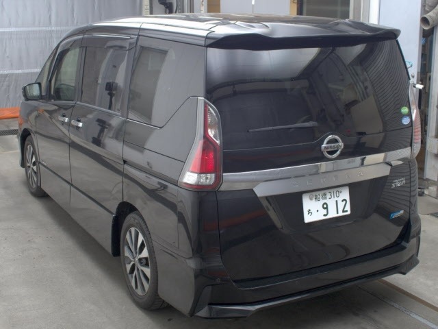 Nissan SERENA 2016 7233429-1