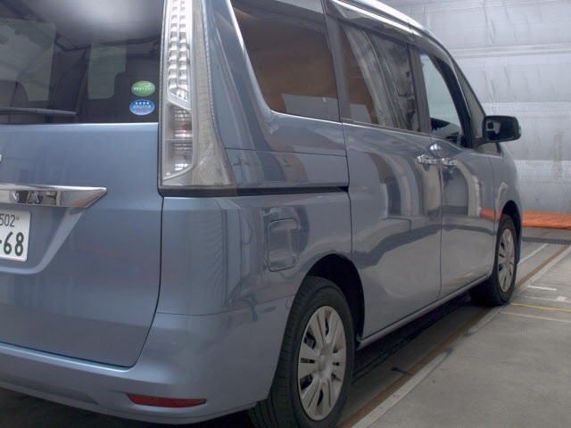 Nissan SERENA 2014 7233440-5