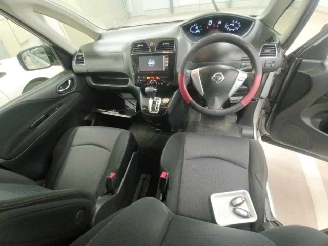 Nissan SERENA 2013 7233441-11