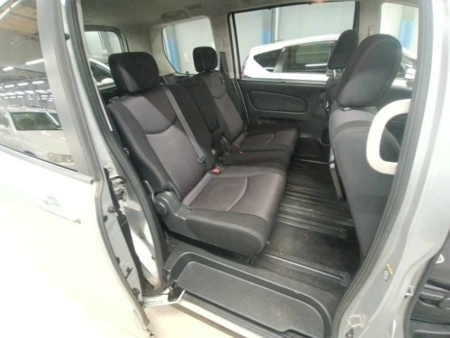 Nissan SERENA 2013 7233441-12