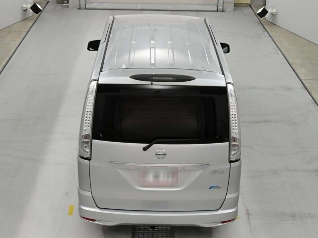 Nissan SERENA 2013 7233441-8