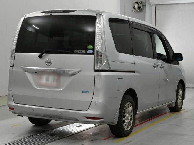 Nissan SERENA 2015 7233442-1