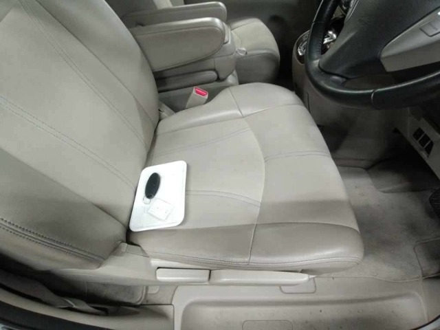 Nissan SERENA 2015 7233442-10